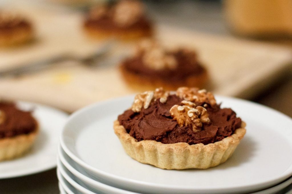 Chocoladetaartjes met walnotenkaramel