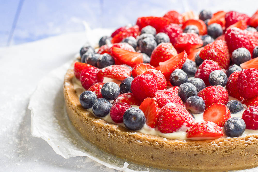 Giraffe ik ben gelukkig wijsheid Heerlijke zomertaart met rood fruit - Zoetrecepten