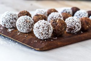 Gezonde snack: 3x dadelballetjes