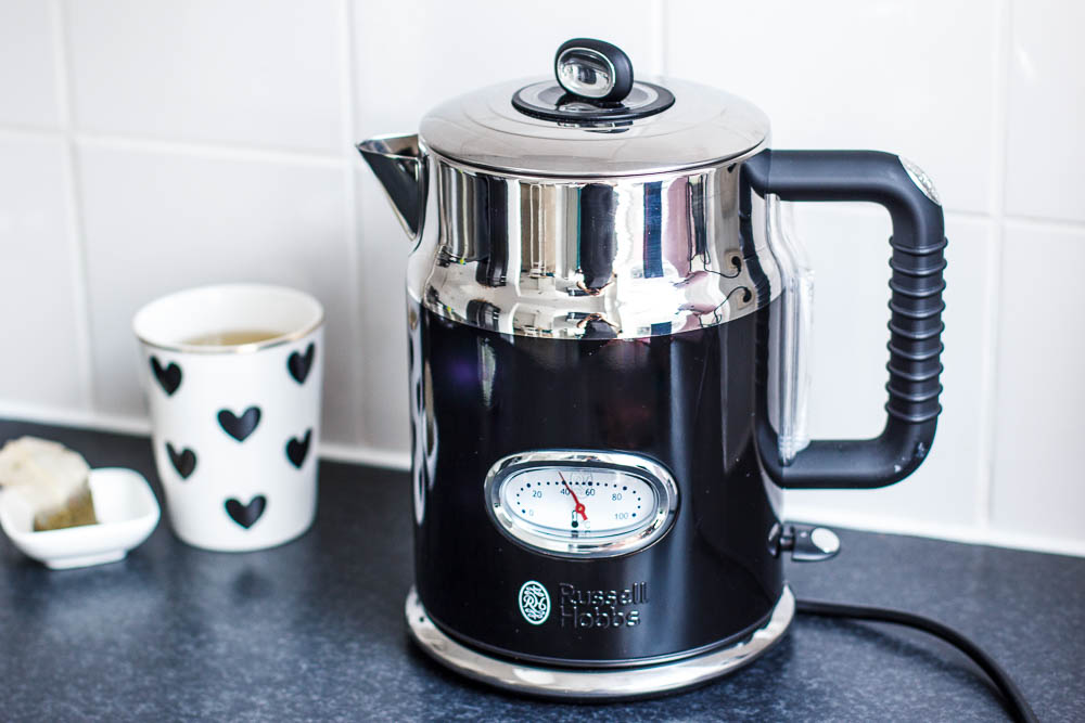 Verkeerd Belegering Trouwens REVIEW + WIN: RUSSEL HOBBS RETRO WATERKOKER - Zoetrecepten