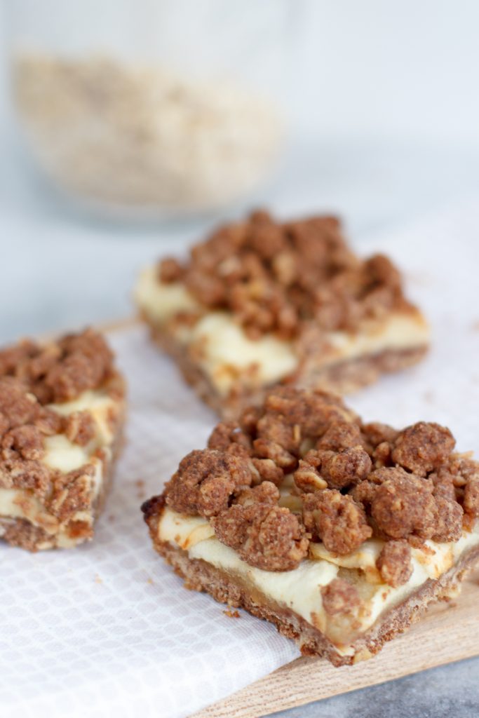 Speculaas appelplaatkoek met havermout en spijs