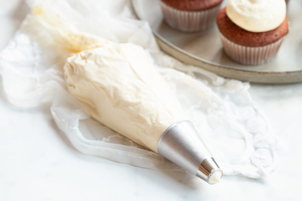 Witte chocolade roomkaas frosting