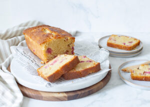 Makkelijke rabarbercake