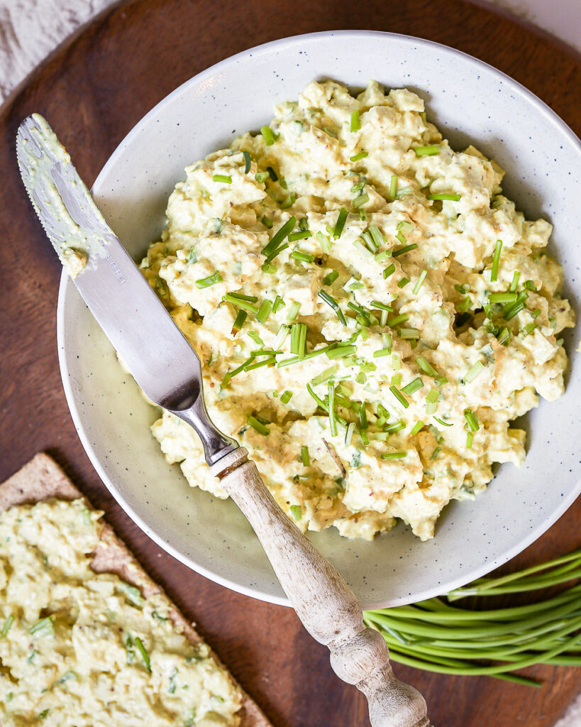 vegan eiersalade met kala namak