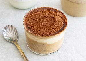 Tiramisu overnight oats